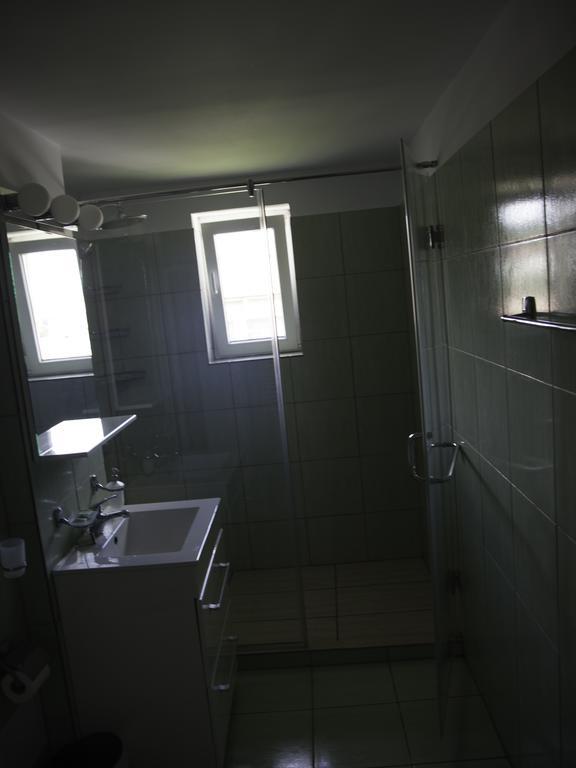 Vila Victoria Râmnicu Vâlcea Extérieur photo